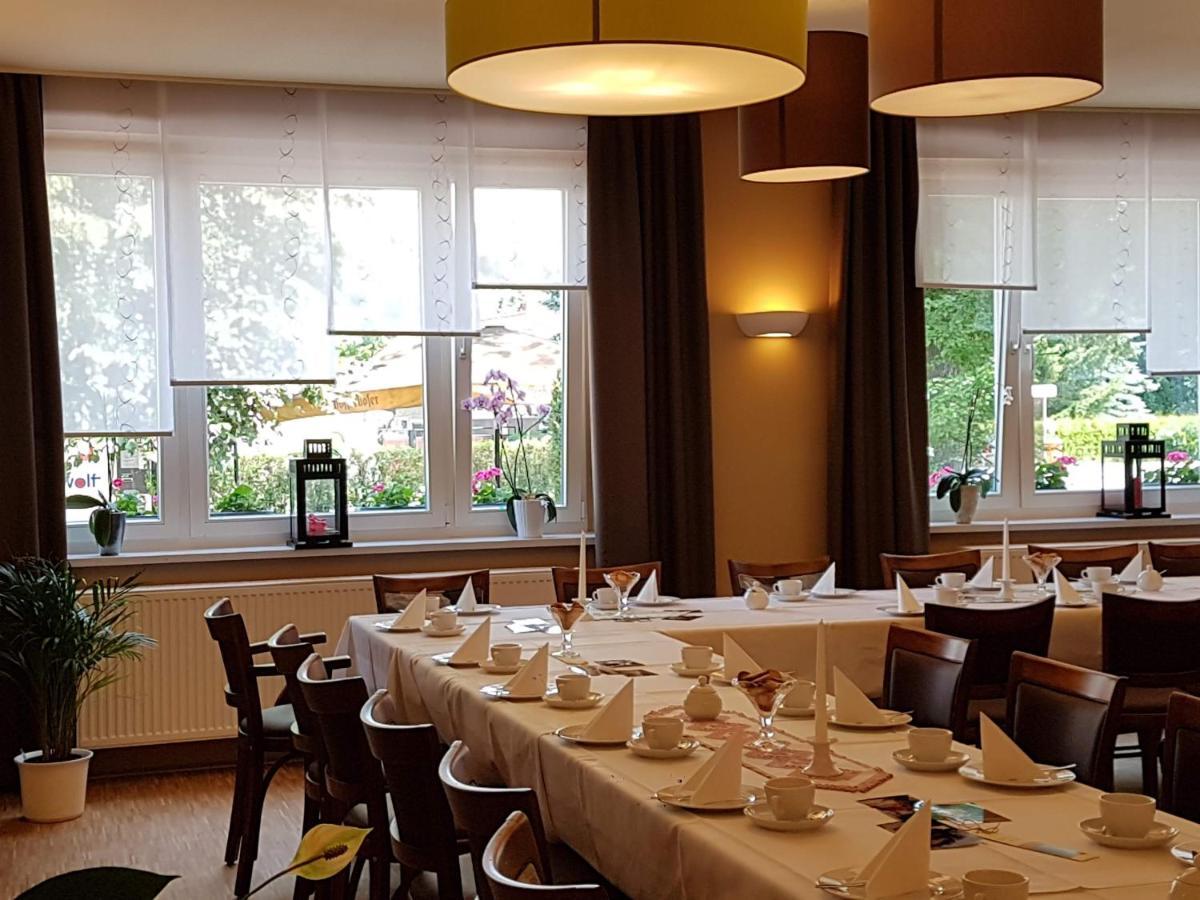 Gasthof Zur Friedenseiche Lohsa Dış mekan fotoğraf